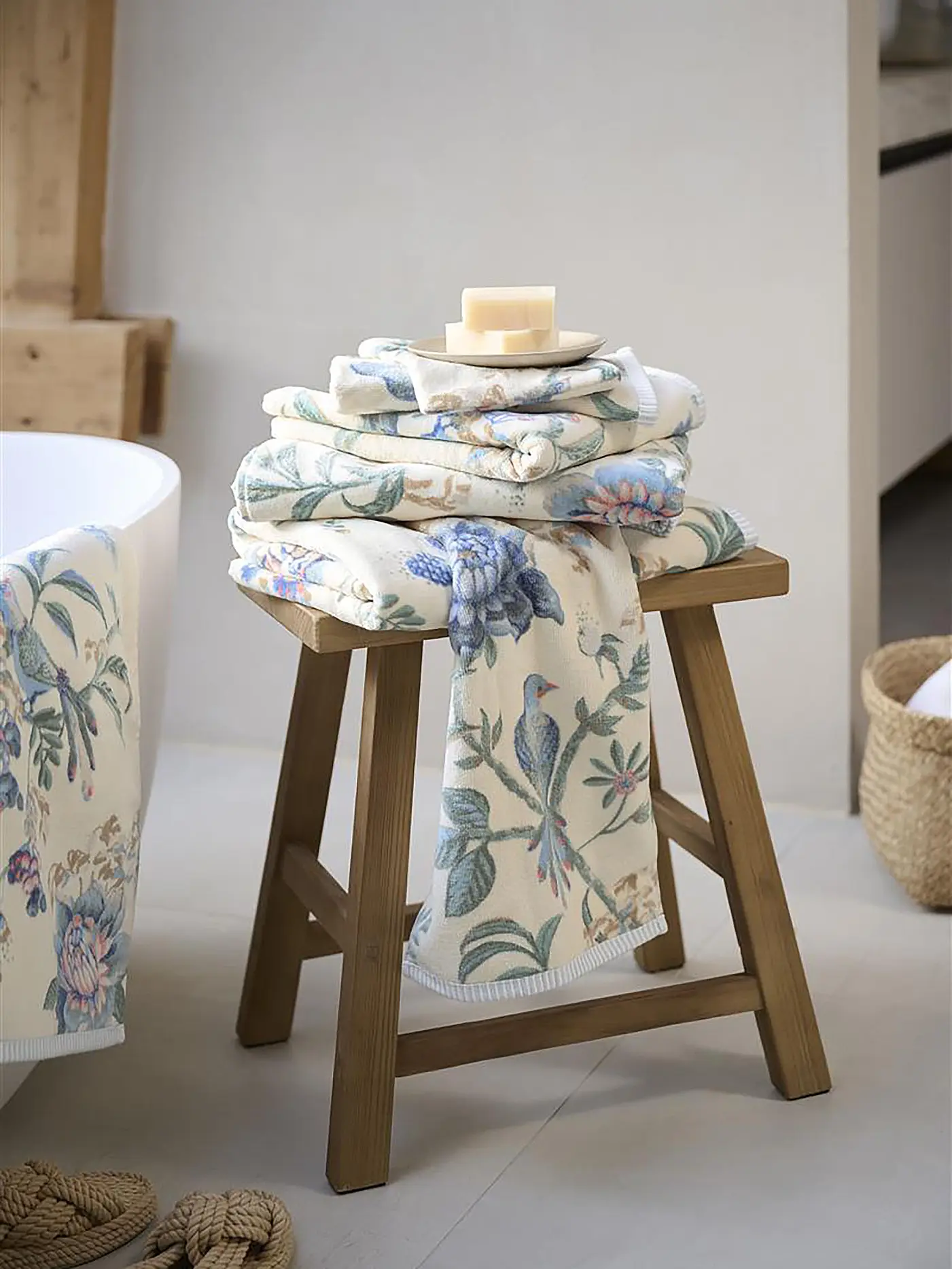 PIP STUDIO | Waschhandschuh 16x22cm SECRET GARDEN Weiss-Blau | 
